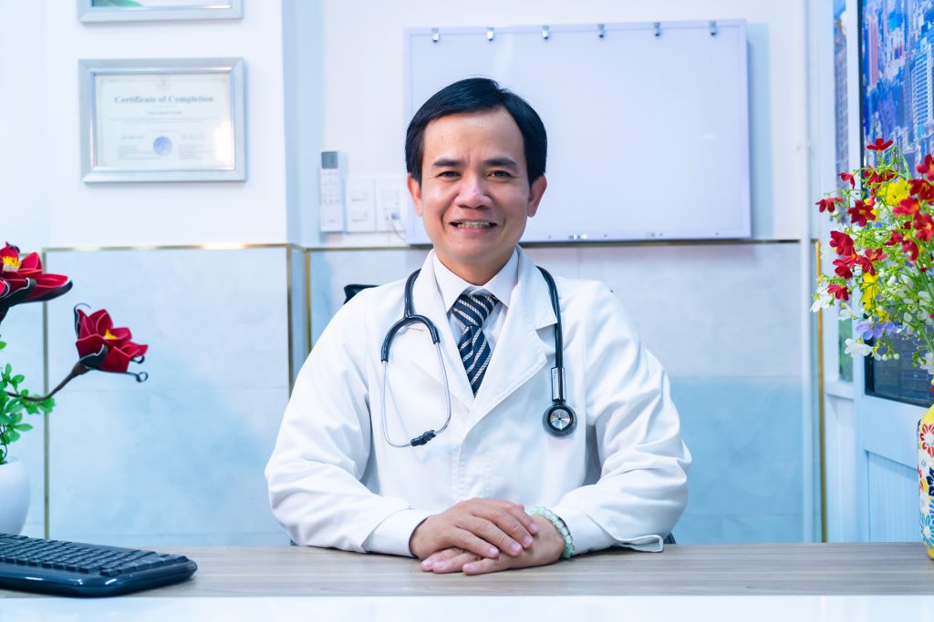 Khám cùng bác sĩ Tuấn